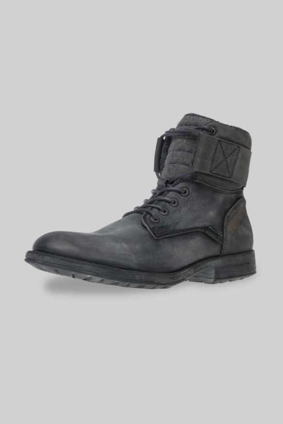 Schnürstiefel aus Leder im Biker Look