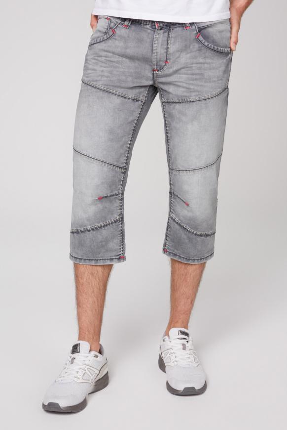 Skater Shorts HE:RY mit Used-Waschung