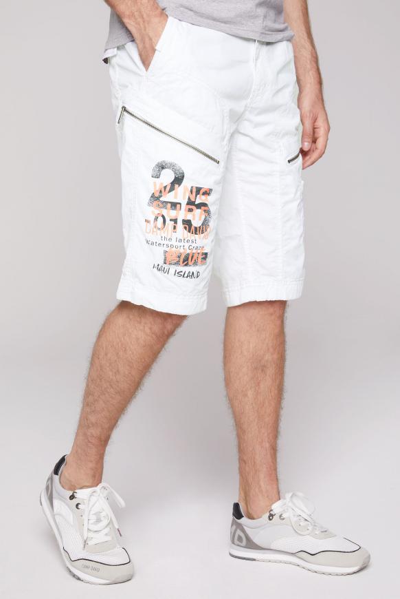 Skater Shorts mit Label Prints und Tapes
