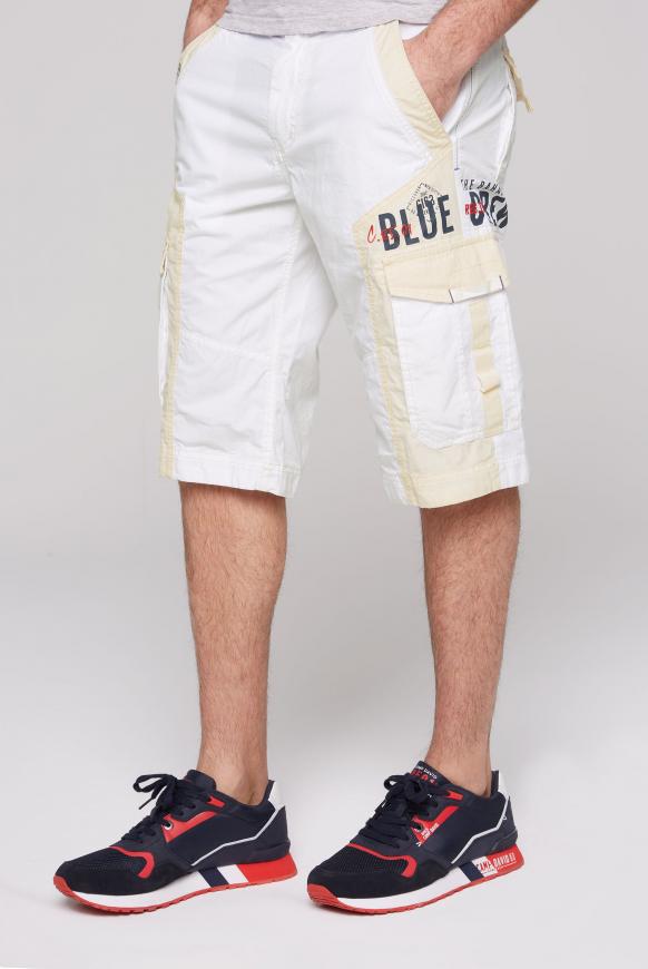 Skater Shorts mit Tapes, Prints und Stickereien