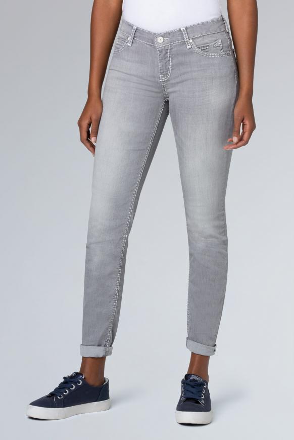 Slim Fit Jeans HE:DI mit ausgeblichenen Partien