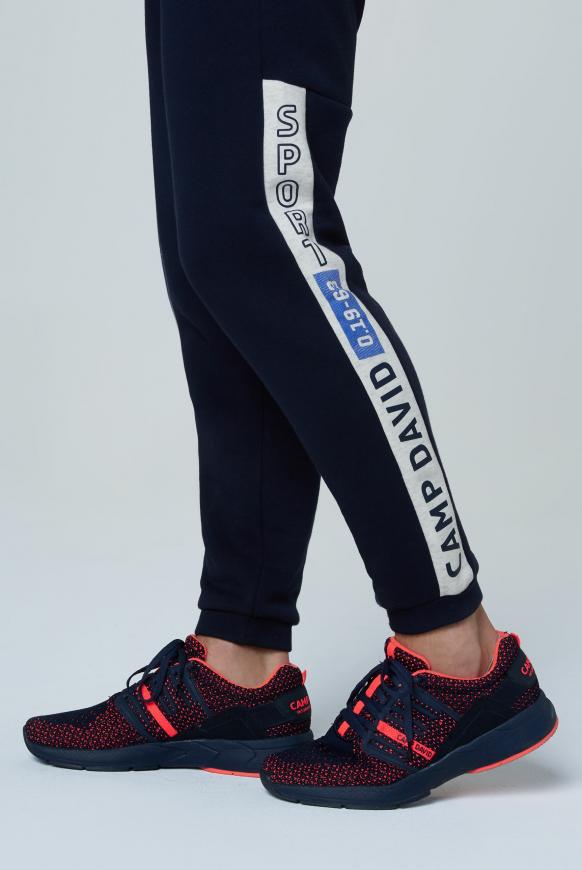 Sneaker mit Strick-Struktur und Power-Sohle