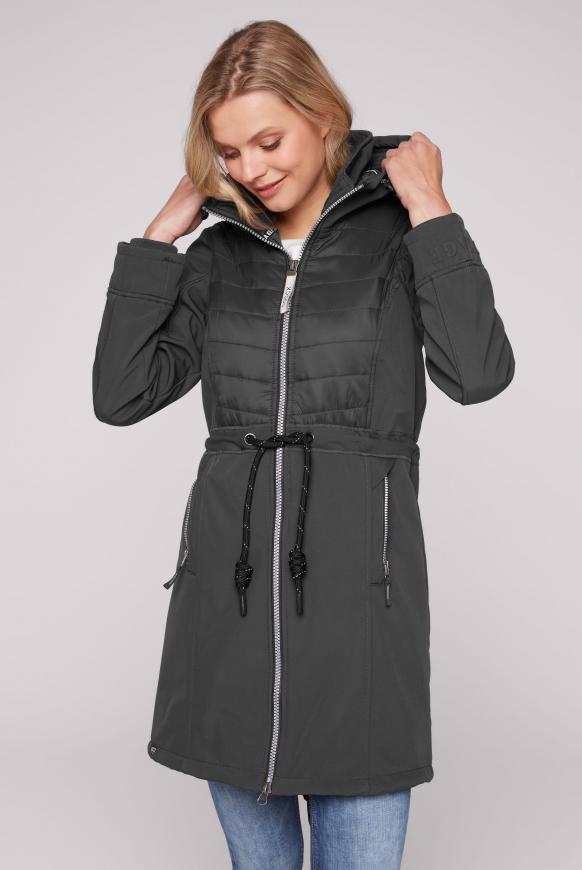 Softshell-Parka mit Stepppartien und Prägedruck