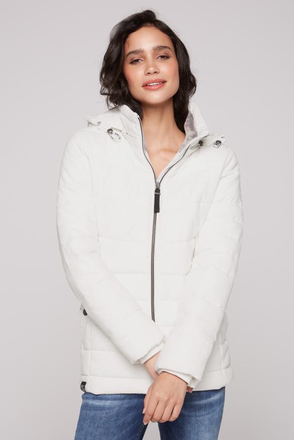 Steppjacke mit abtrennbarer Kapuze