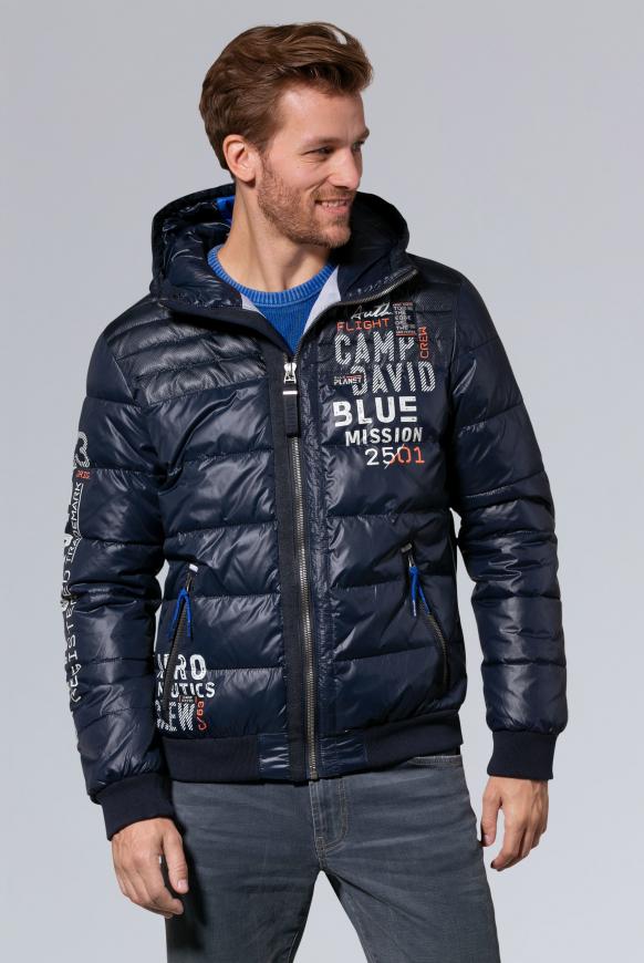 Steppjacke mit Kapuze und Artworks