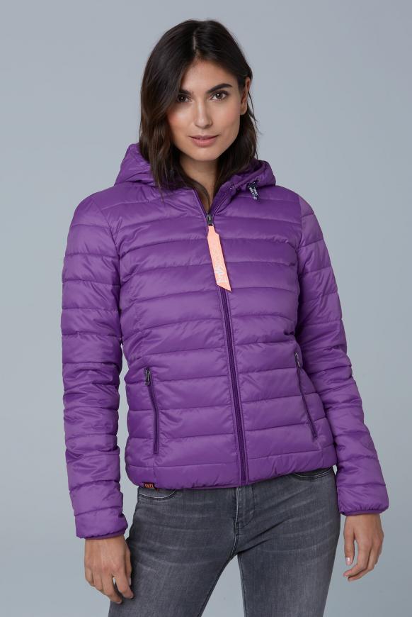 Steppjacke mit Teddyfutter und Back Print