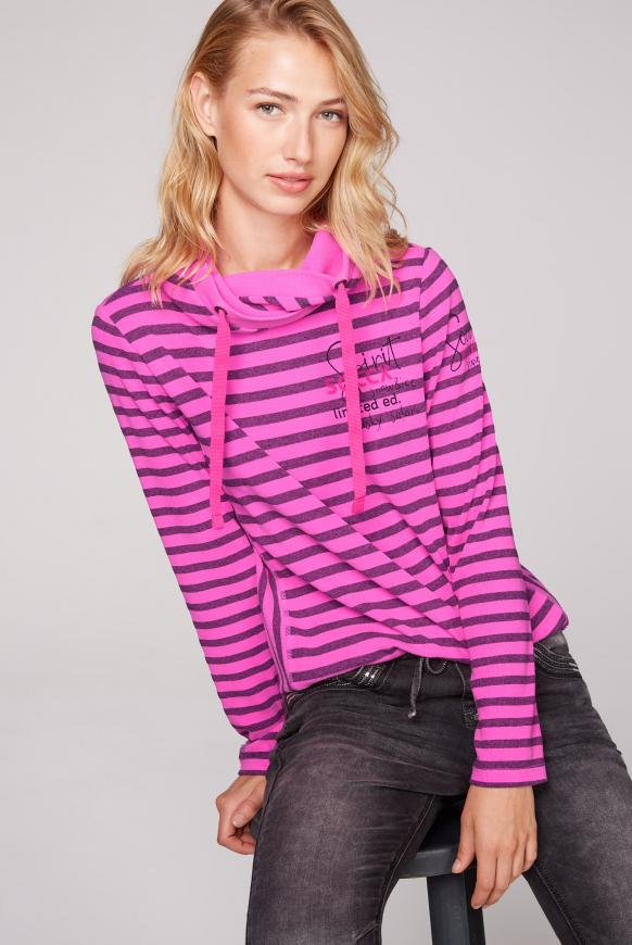 Streifenshirt mit hohem Kragen und Back Print