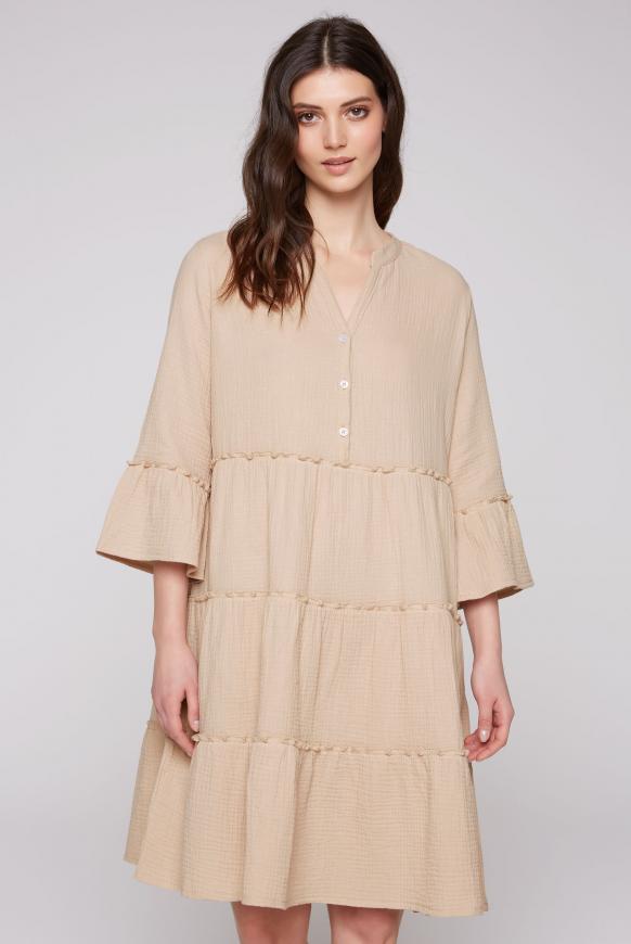Strukturiertes Kleid aus Musselin sandpaper