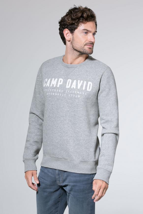 Sweatshirt mit Logo-Stickerei