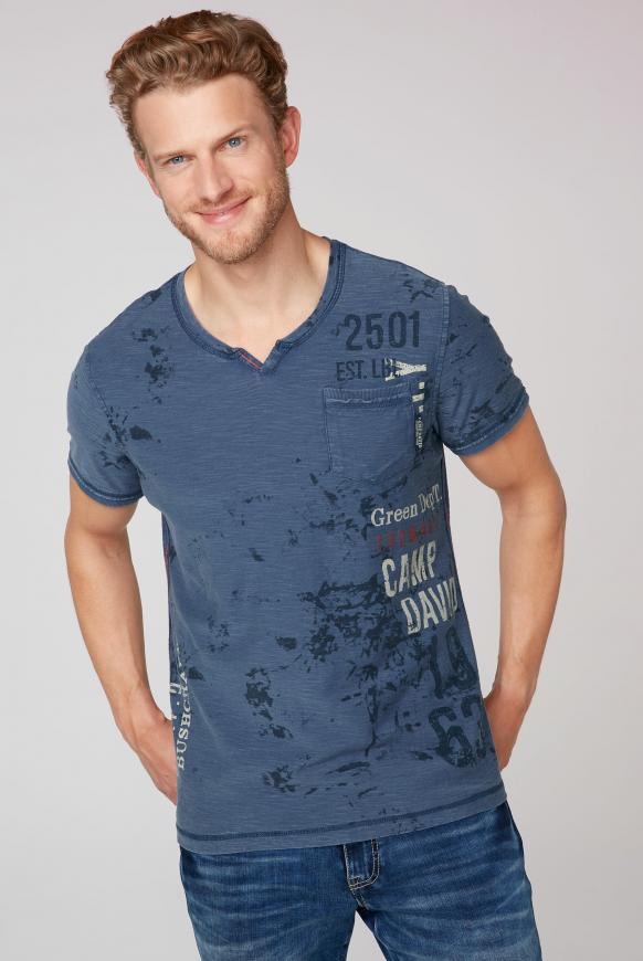 T-Shirt mit All Over Print und Used-Optik