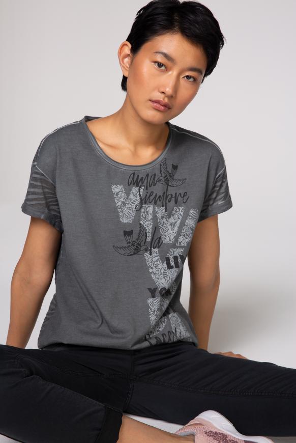 T-Shirt mit Artwork und Ausbrenner-Muster