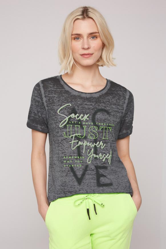 T-Shirt mit Ausbrenner-Effekten