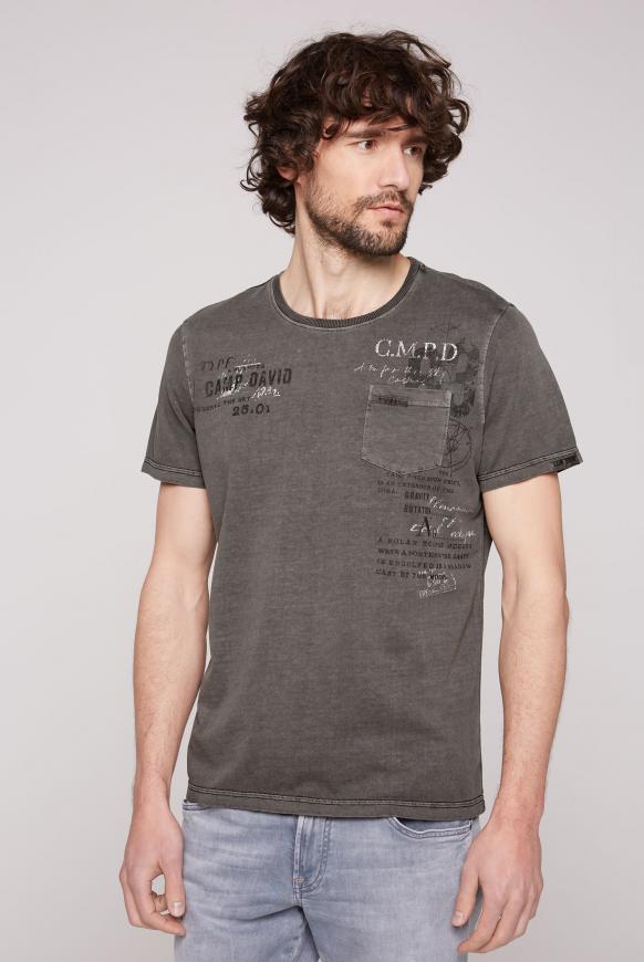 T-Shirt mit Logo Prints und Brusttasche mud