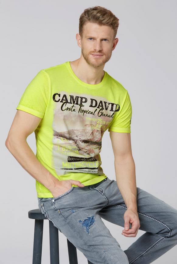 T-Shirt mit Photoprint und Ausbrennern