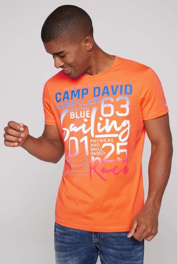 T-Shirt mit Puff Print mit Farbverlauf
