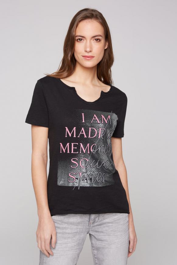 T-Shirt mit Used-Kanten und Artwork