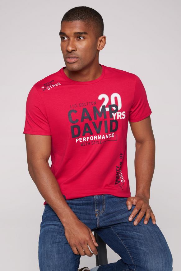 T-Shirt mit vielen Logo Prints