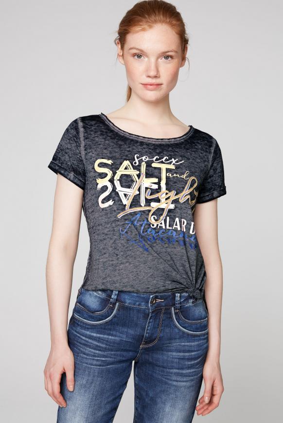 T-Shirt zum Knoten mit Ausbrennern und Artwork