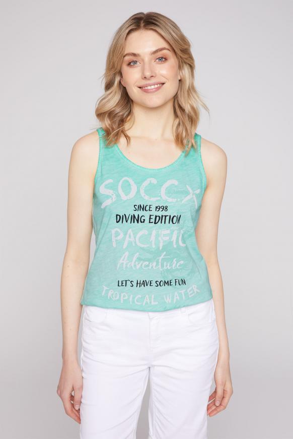 Top Oil Dyed mit Logo Print