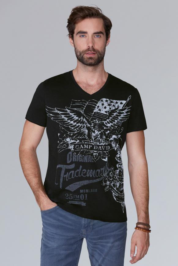 V-Shirt aus Slub Yarn mit Vintage Print