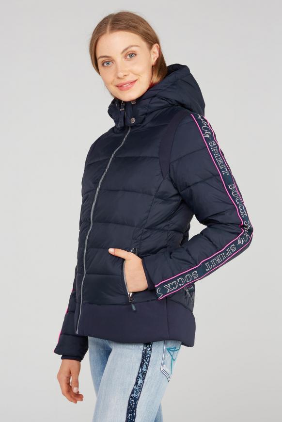 Winterjacke mit Logo-Tape und Stretchbund