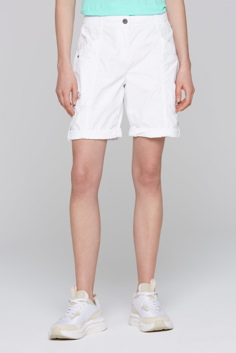 Bermuda mit Turn-Up-Saum opticwhite