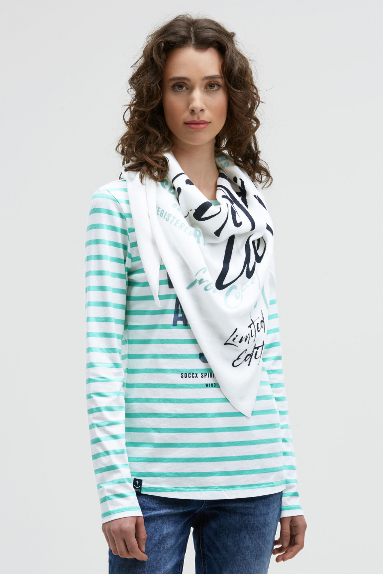 Dreieckstuch aus Flauschstrick mit Wording Prints ivory