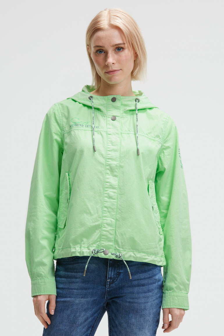 Kurzjacke mit Kapuze und Kordelzug im Saum milky green