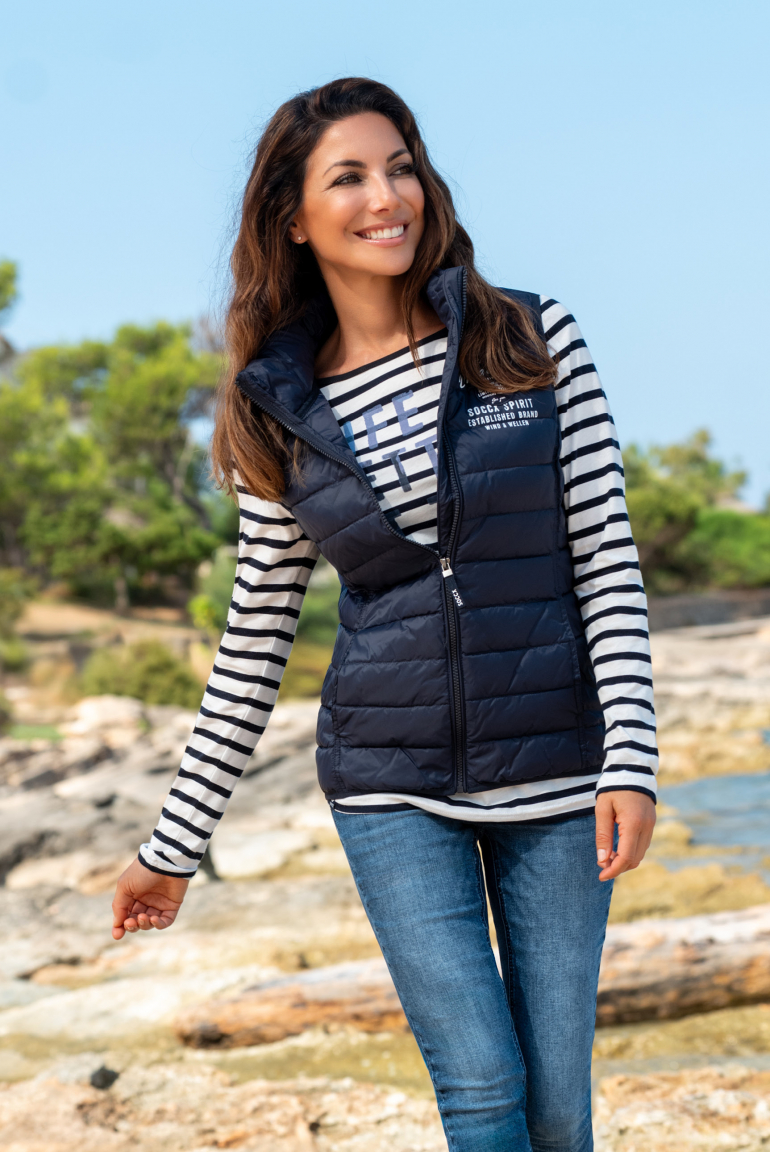 Leichte Steppweste mit Prints und Patch blue navy