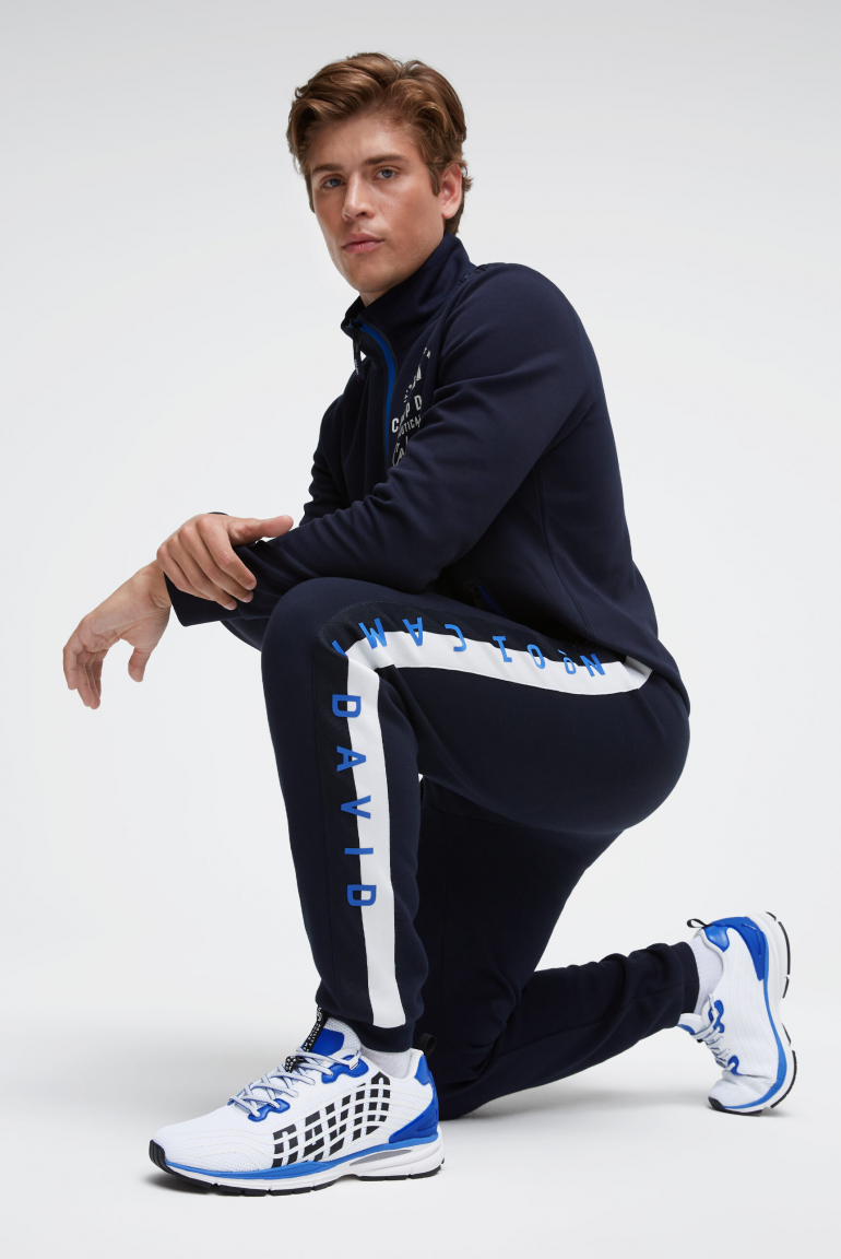 Leichter Sneaker im Knit-Design mit Rubber Artwork white