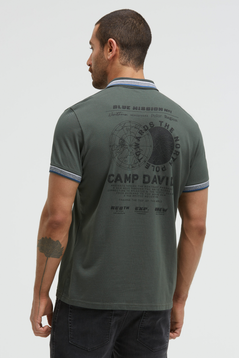 Pikee-Polo mit Zipper und Rücken-Artwork dark forest