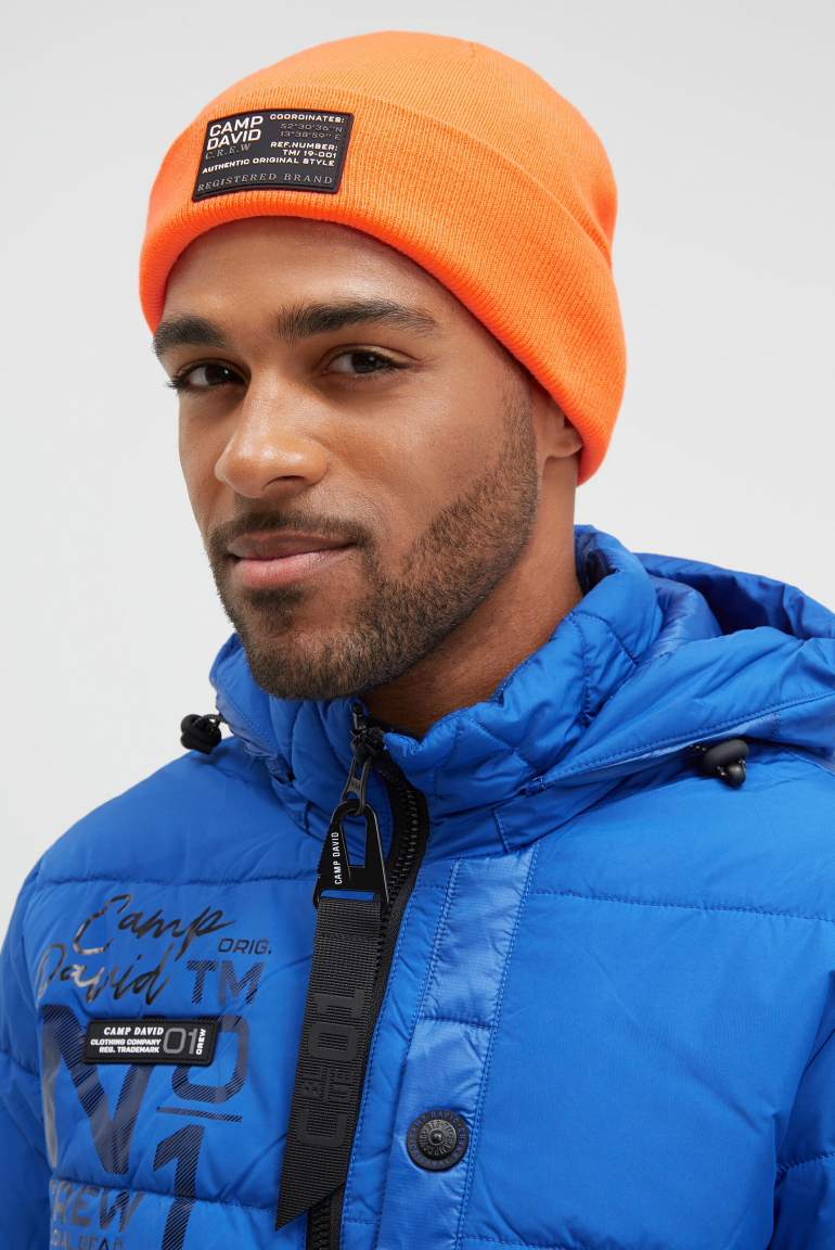 Rippstrickmütze mit Label Patch speed orange neon