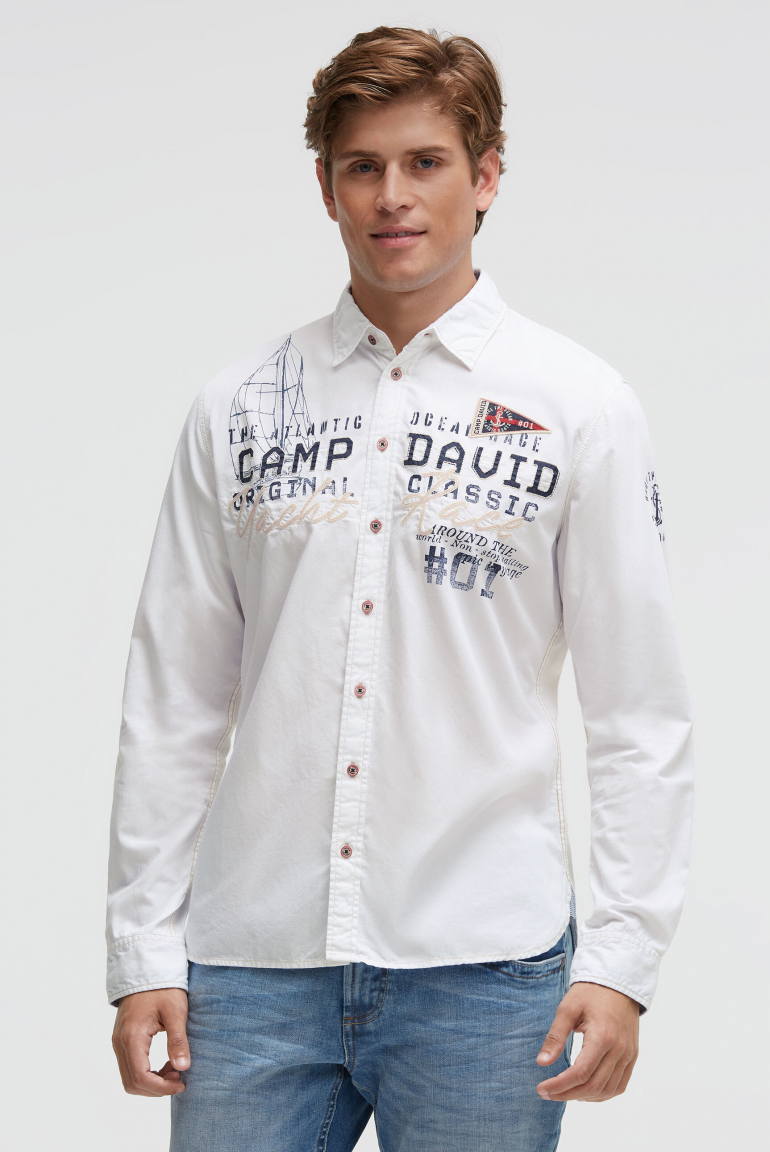 Strukturiertes Langarmhemd mit Logo-Applikationen white