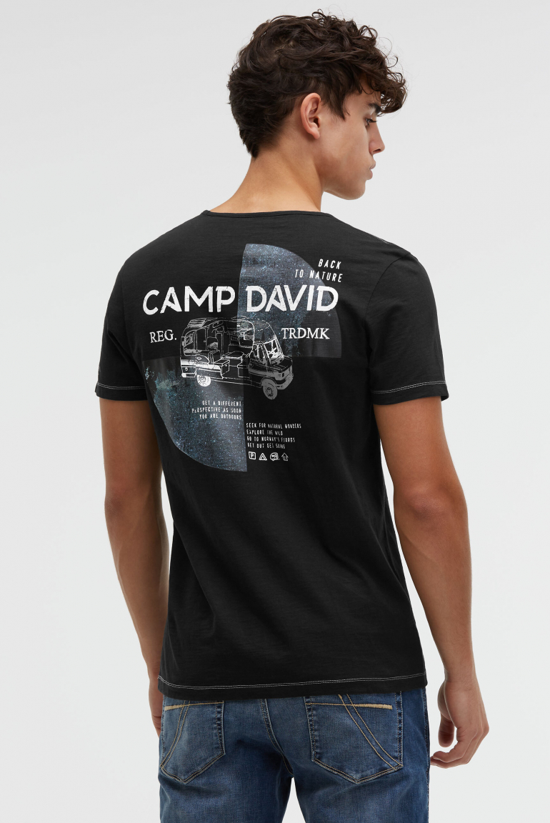 T-Shirt mit V-Neck und Back-Photoprint black