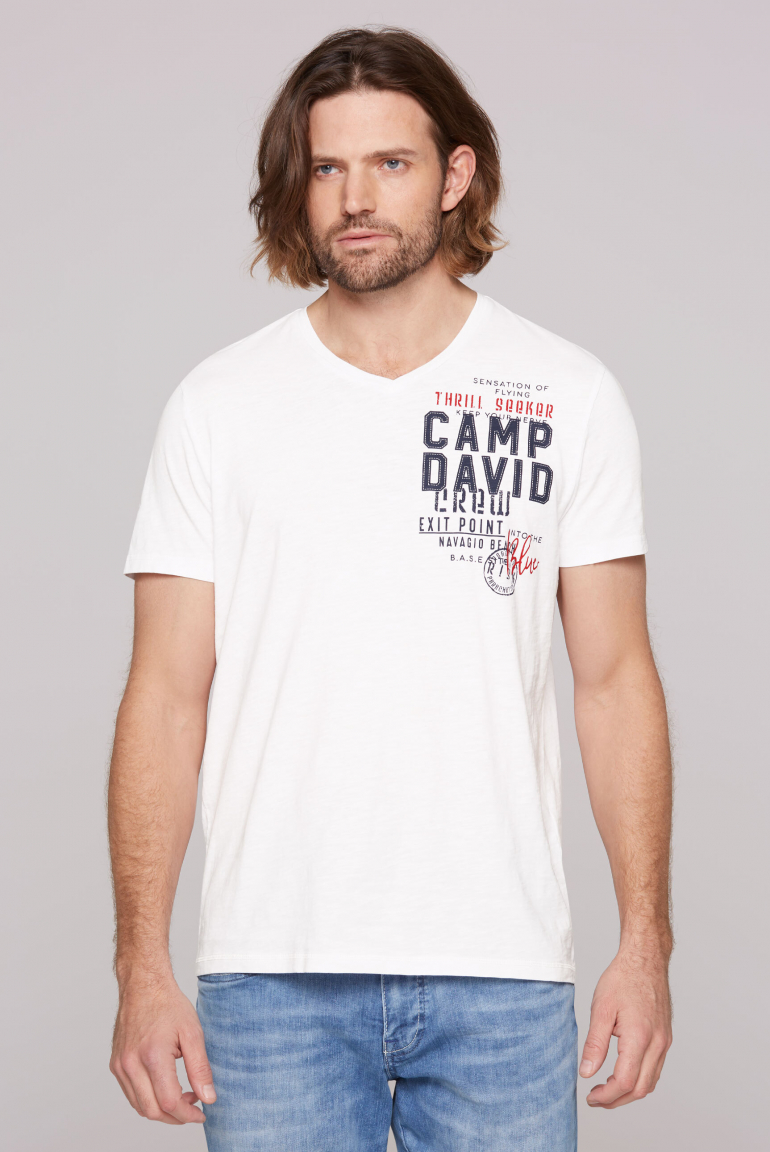 T-Shirt mit V-Neck und Logo Print opticwhite