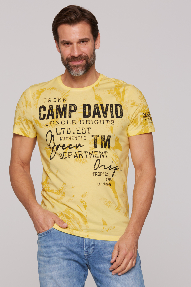 T-Shirt Oil Dyed mit All Over Print mountain yellow