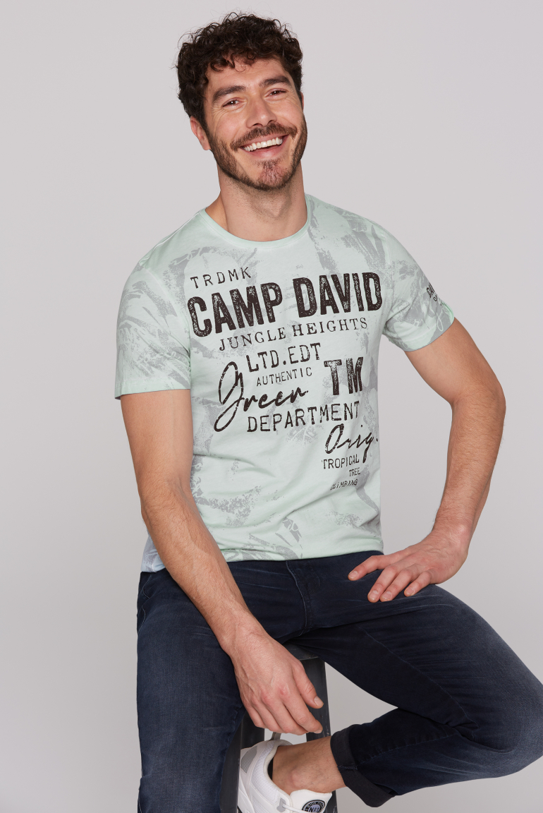 T-Shirt Oil Dyed mit All Over Print fresh breeze