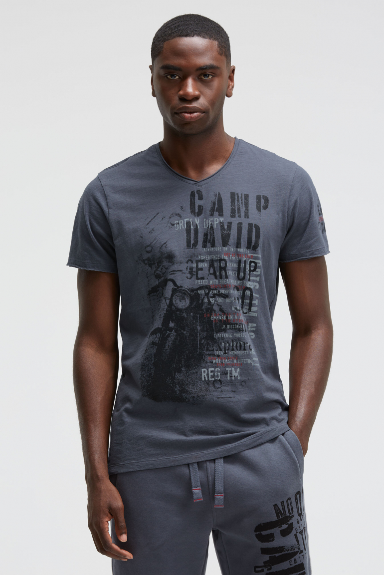 T-Shirt V-Neck im Used Look mit Photoprint blue shades