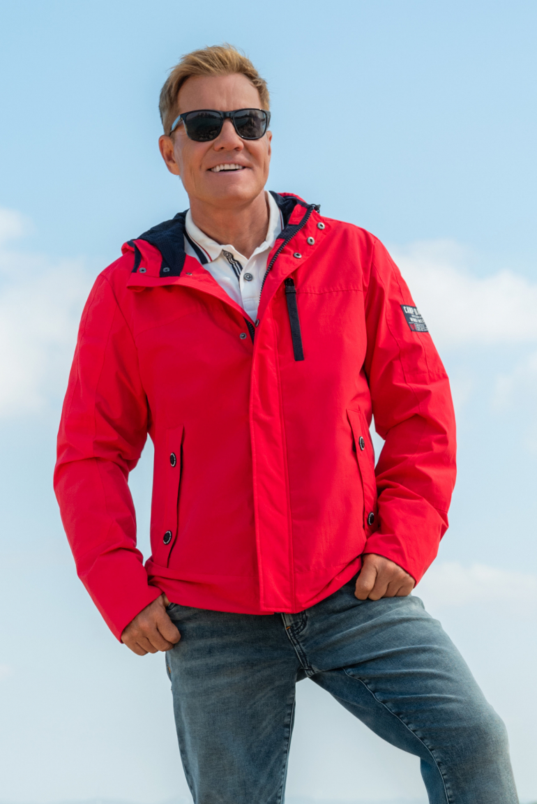 Wind- und Wetterjacke mit Kapuze summer red