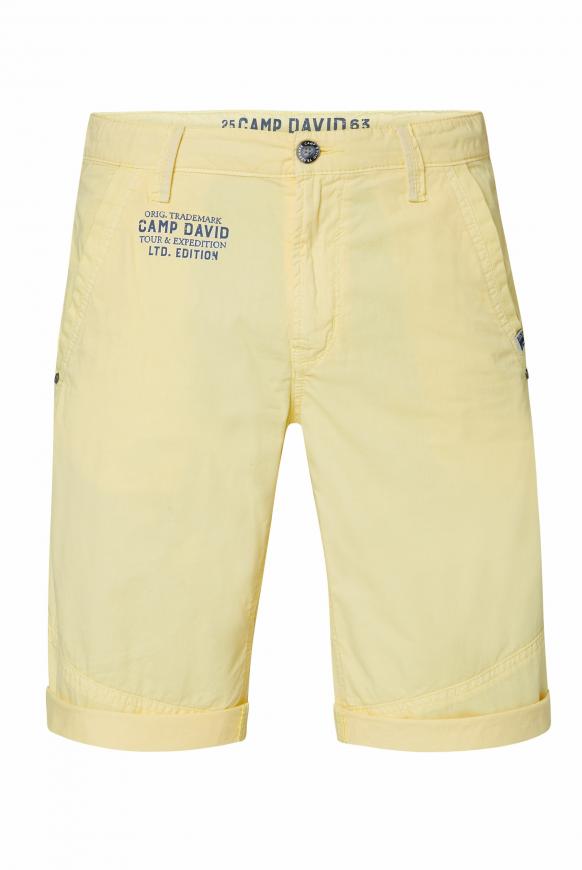 Chino Shorts mit Back Print mild yellow