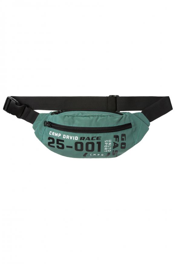 Leichte Gürteltasche mit Label Print dark sage