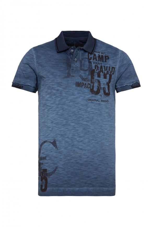 Polo mit Logo-Design an Kragen und Ärmeln brave blue