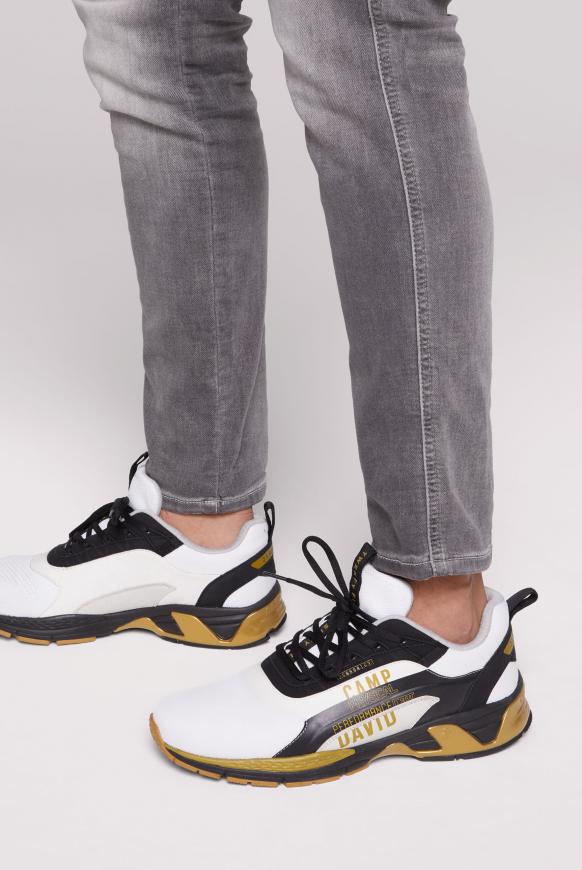 Premium Sneaker im Materialmix white