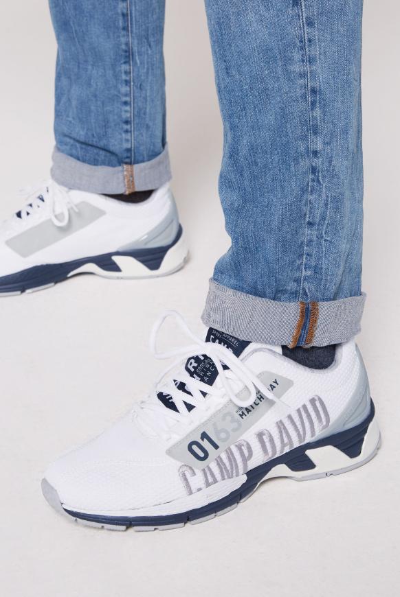 Premium Sneaker mit Strick-Optik und Logostick white