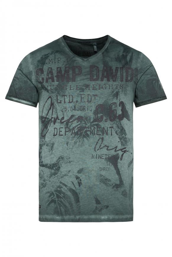 T-Shirt mit V-Neck und All Over Print green shadow