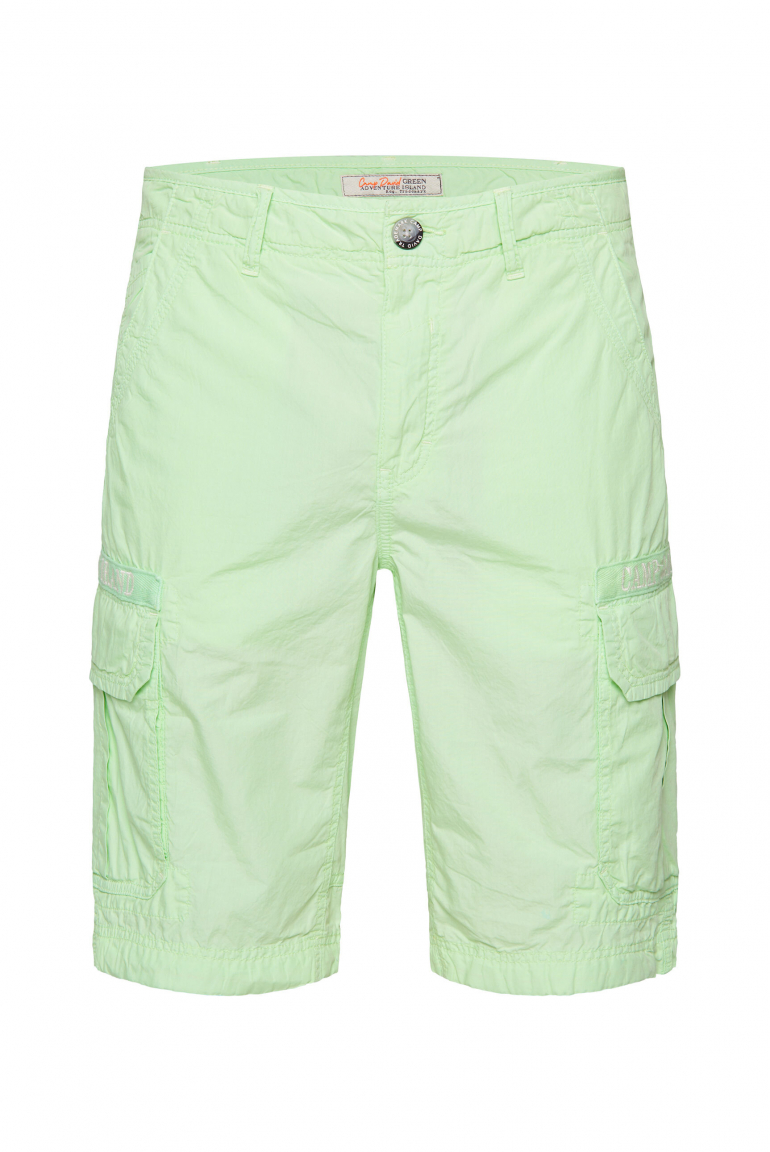 Cargo Shorts mit tonigen Tapes und Stickereien green lemon