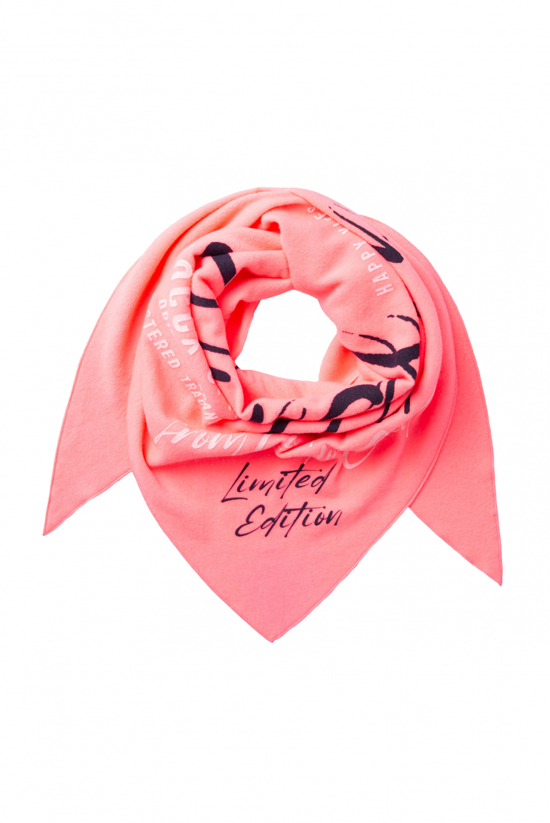 Dreieckstuch aus Flauschstrick mit Wording Prints neon pink