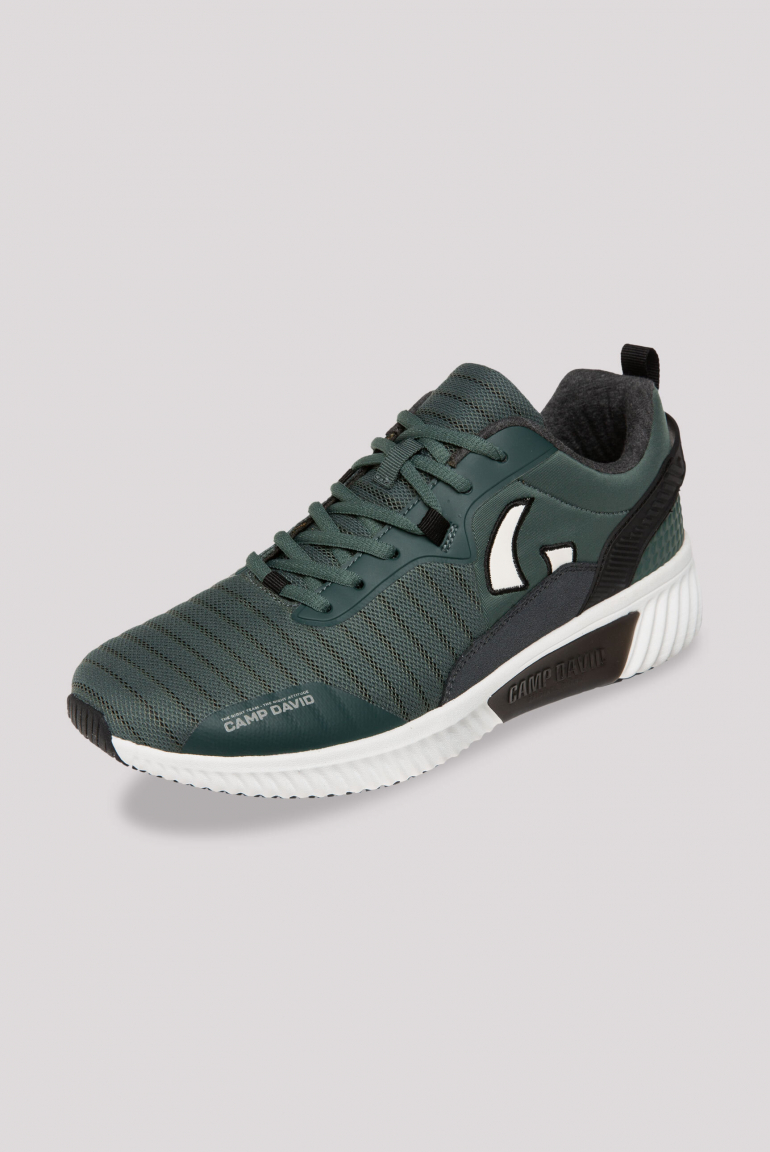 Moderner Sneaker im coolen Materialmix dark sage