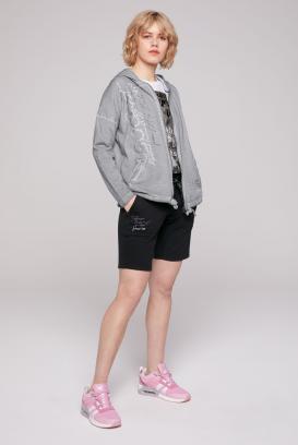 morepic-3