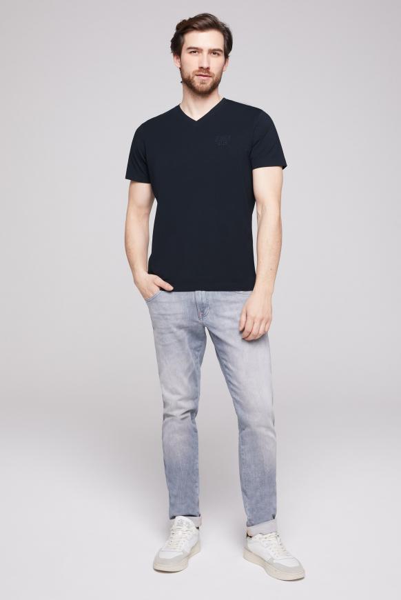 Basic V-Shirt mit Logo-Stickerei